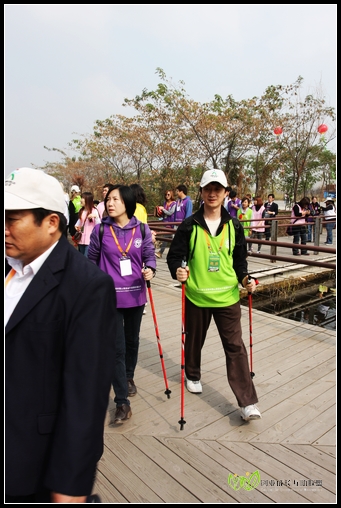 健走中的创盟理事王挺_nEO_IMG.jpg