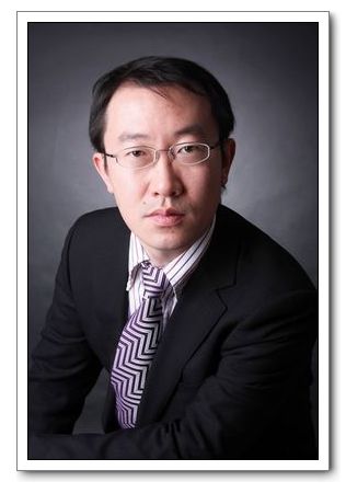 孙江涛商业标准照.jpg